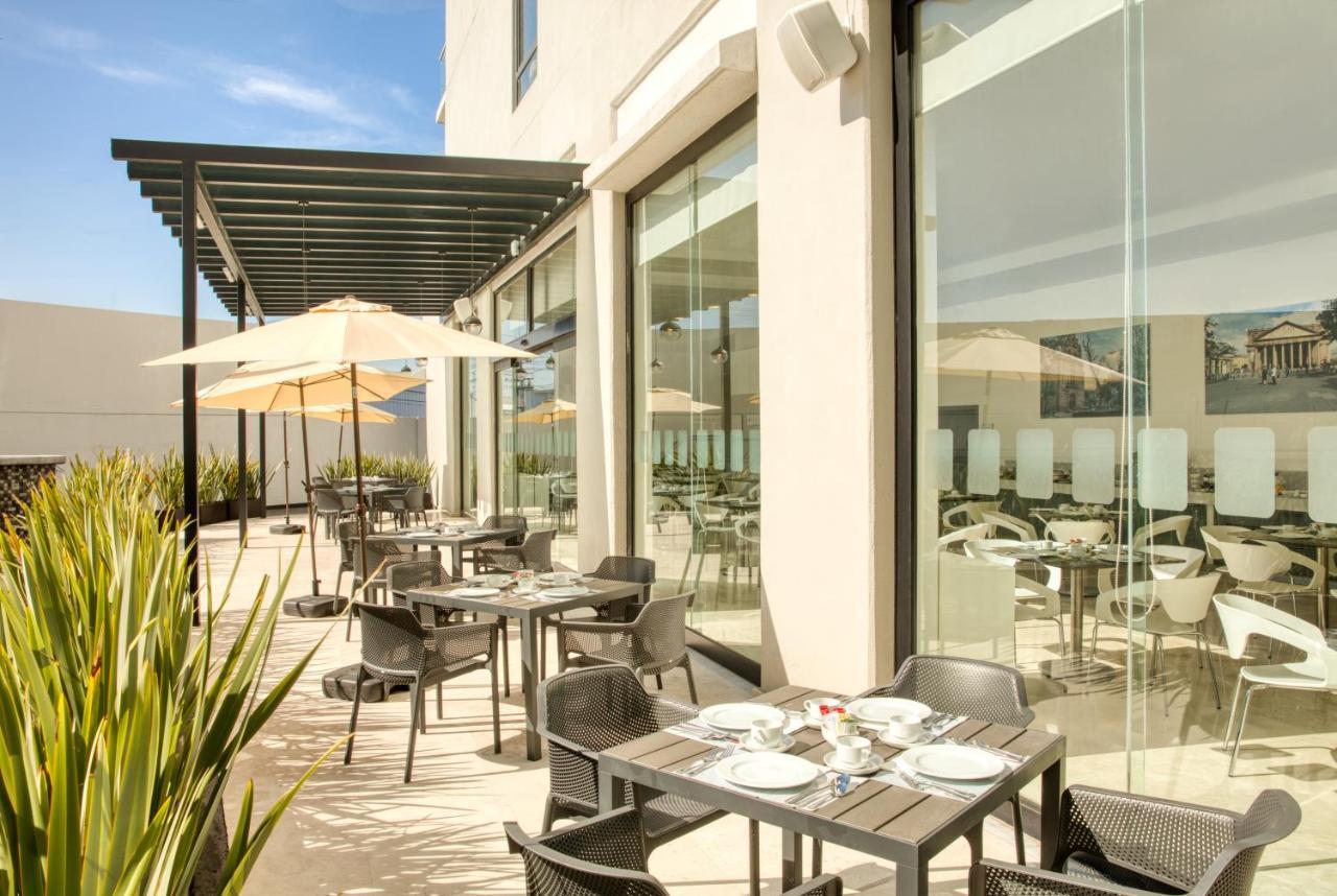 Fiesta Inn Guadalajara Aeropuerto Las Pintas Eksteriør bilde