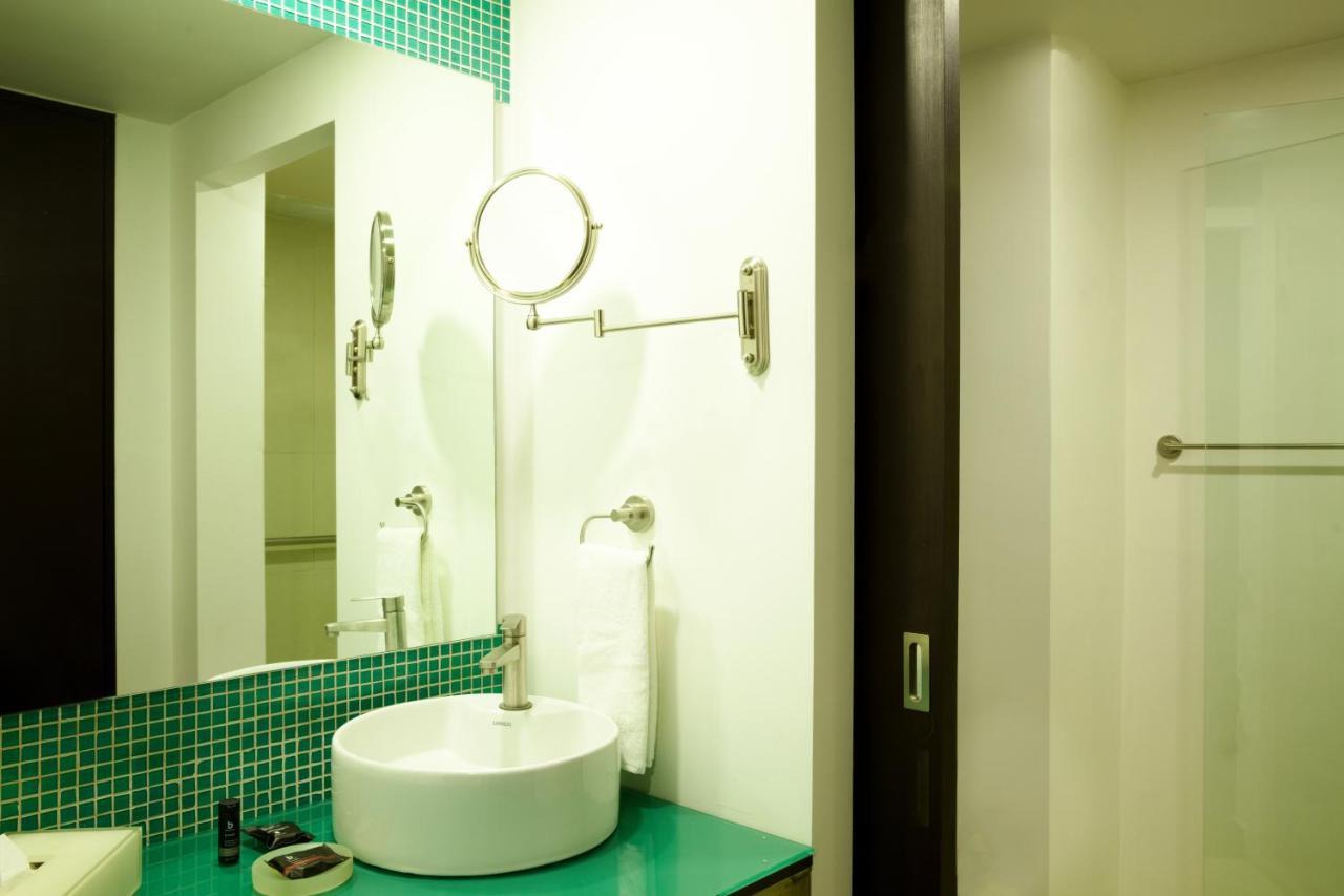 Fiesta Inn Guadalajara Aeropuerto Las Pintas Eksteriør bilde