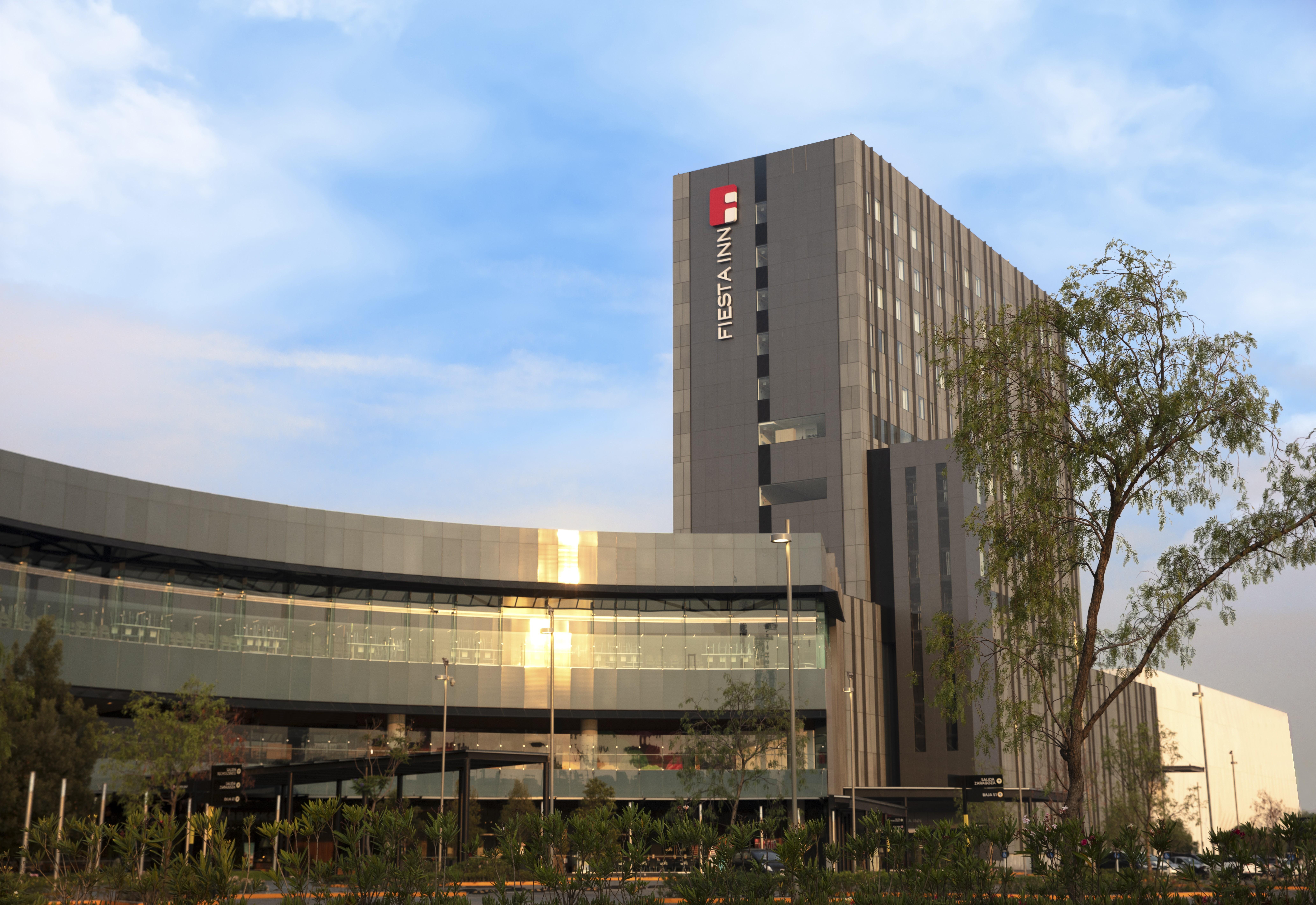 Fiesta Inn Guadalajara Aeropuerto Las Pintas Eksteriør bilde
